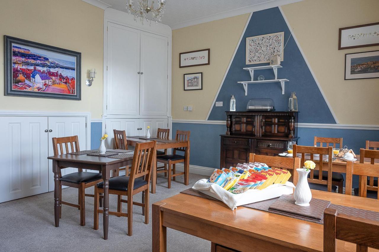 Crescent Lodge Guest House Γουίτμπι Εξωτερικό φωτογραφία